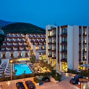 Olympia Touristic Village 4*, Radhime Albania